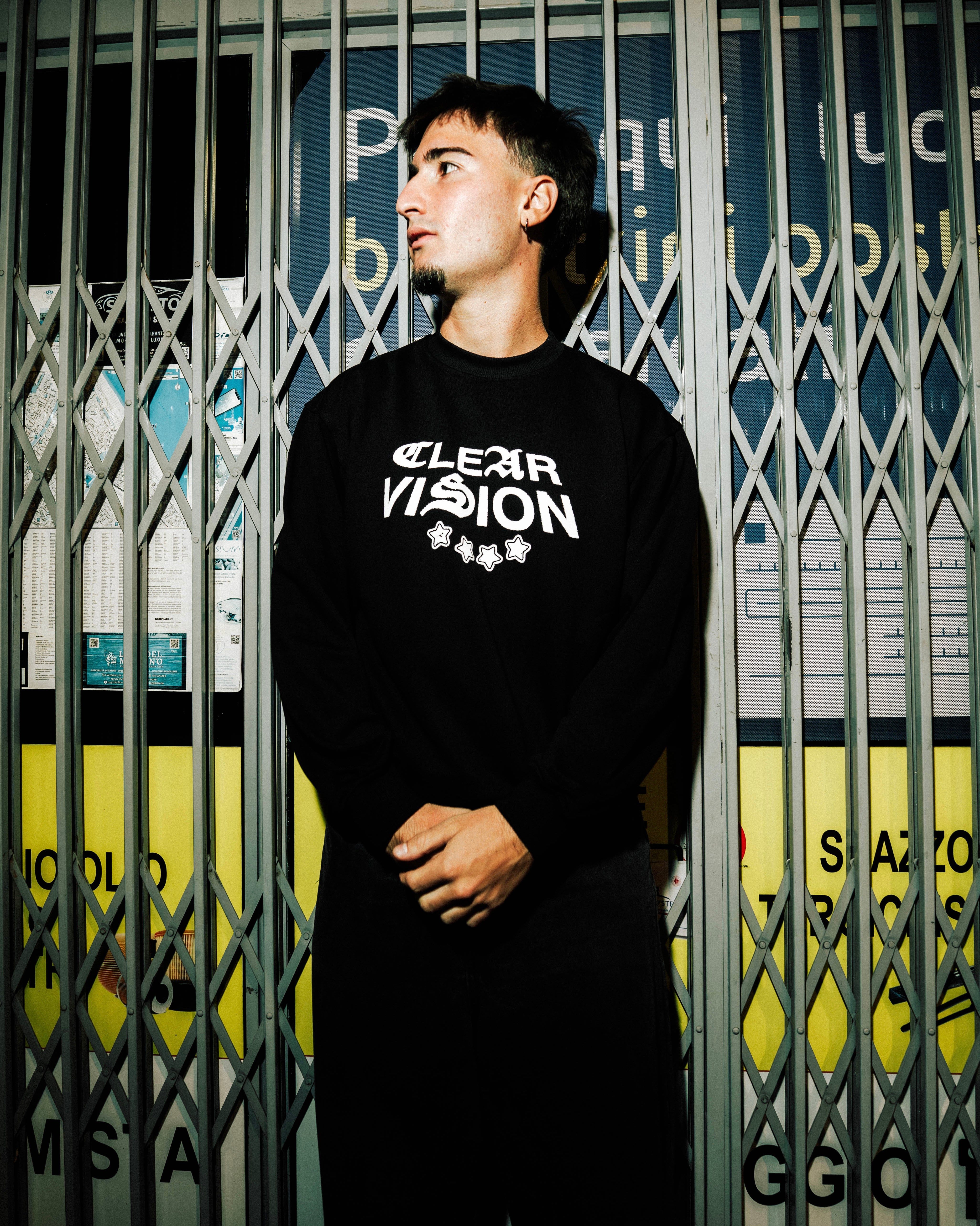 CLEAR VISION BLACK CREWNECK