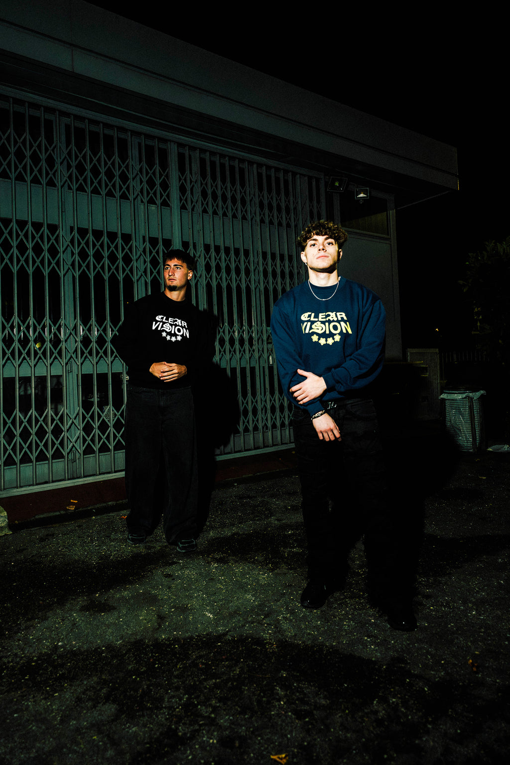 CLEAR VISION BLACK CREWNECK