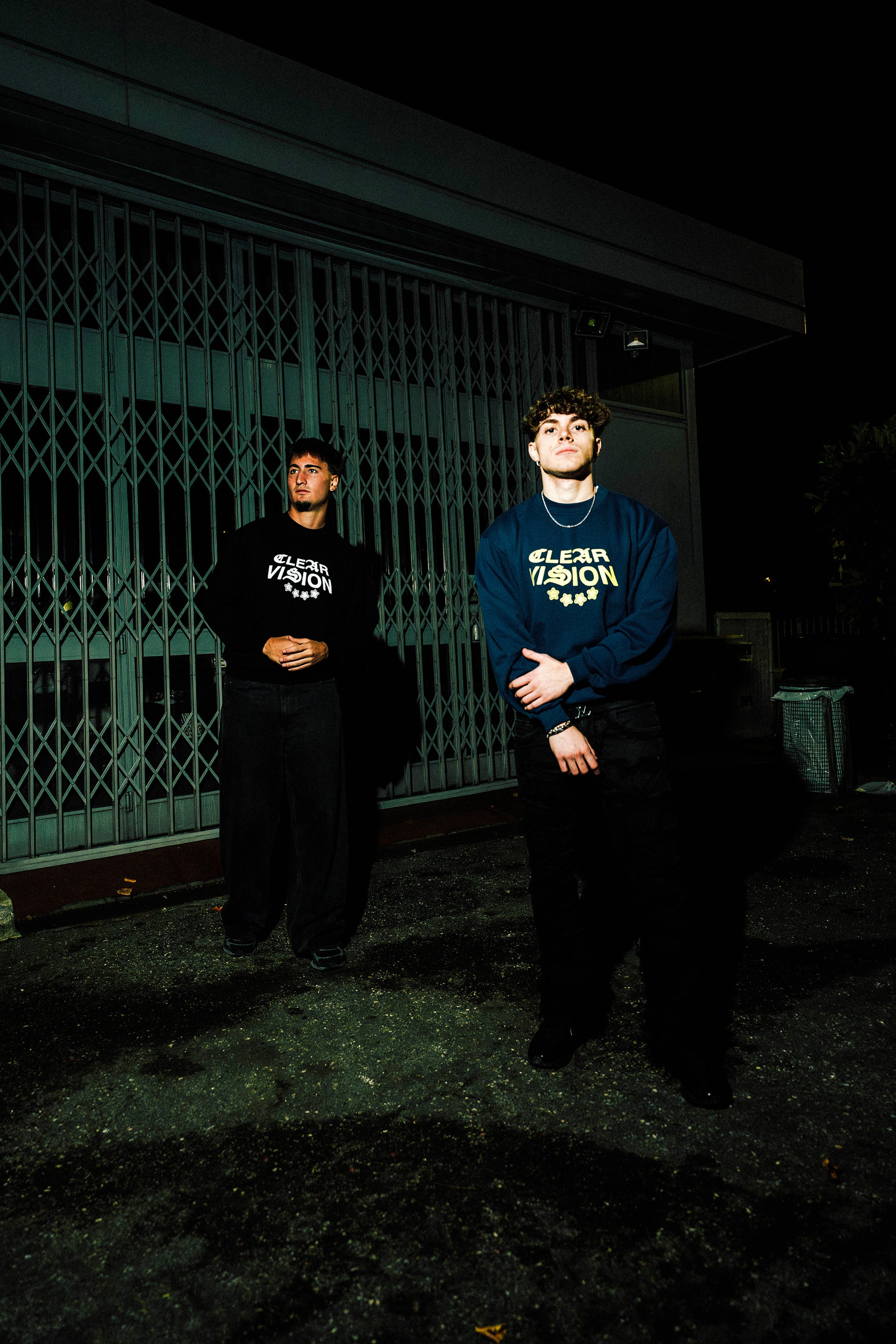 CLEAR VISION BLACK CREWNECK