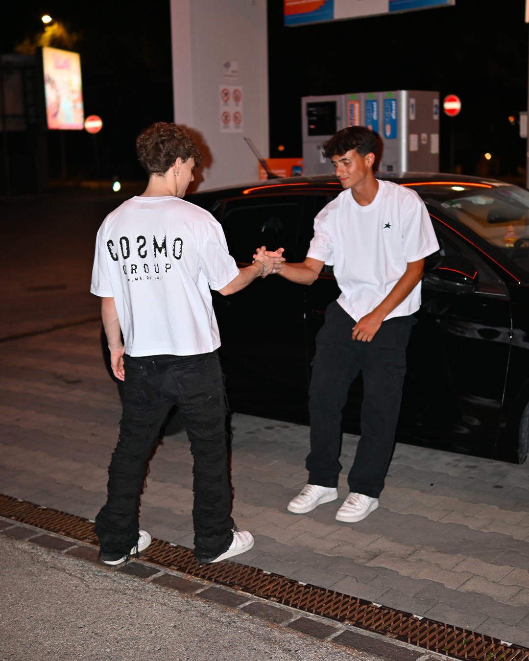 COSMO GROUP WHITE T-SHIRT